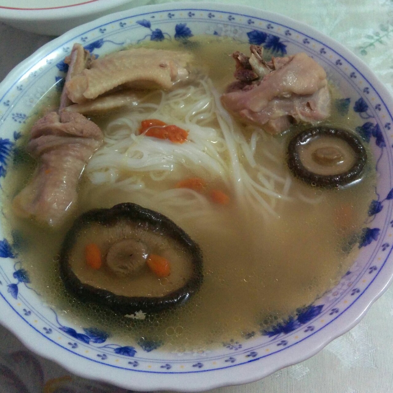 鸡汤米线