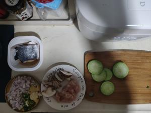 南瓜盅炸酱龙利鱼的做法 步骤1