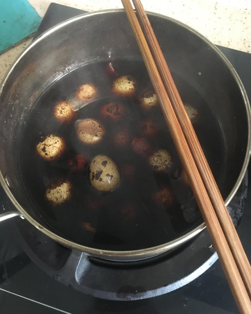 卤五香鹌鹑蛋（超简单版）