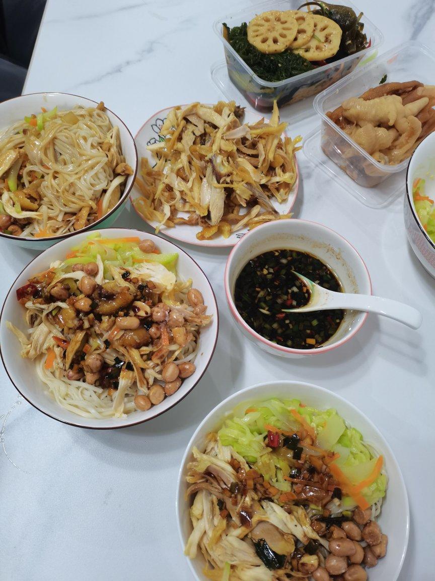 🥒鸡丝凉面