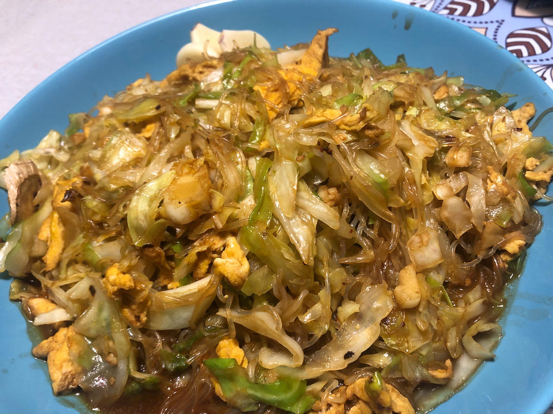 包菜炒粉丝