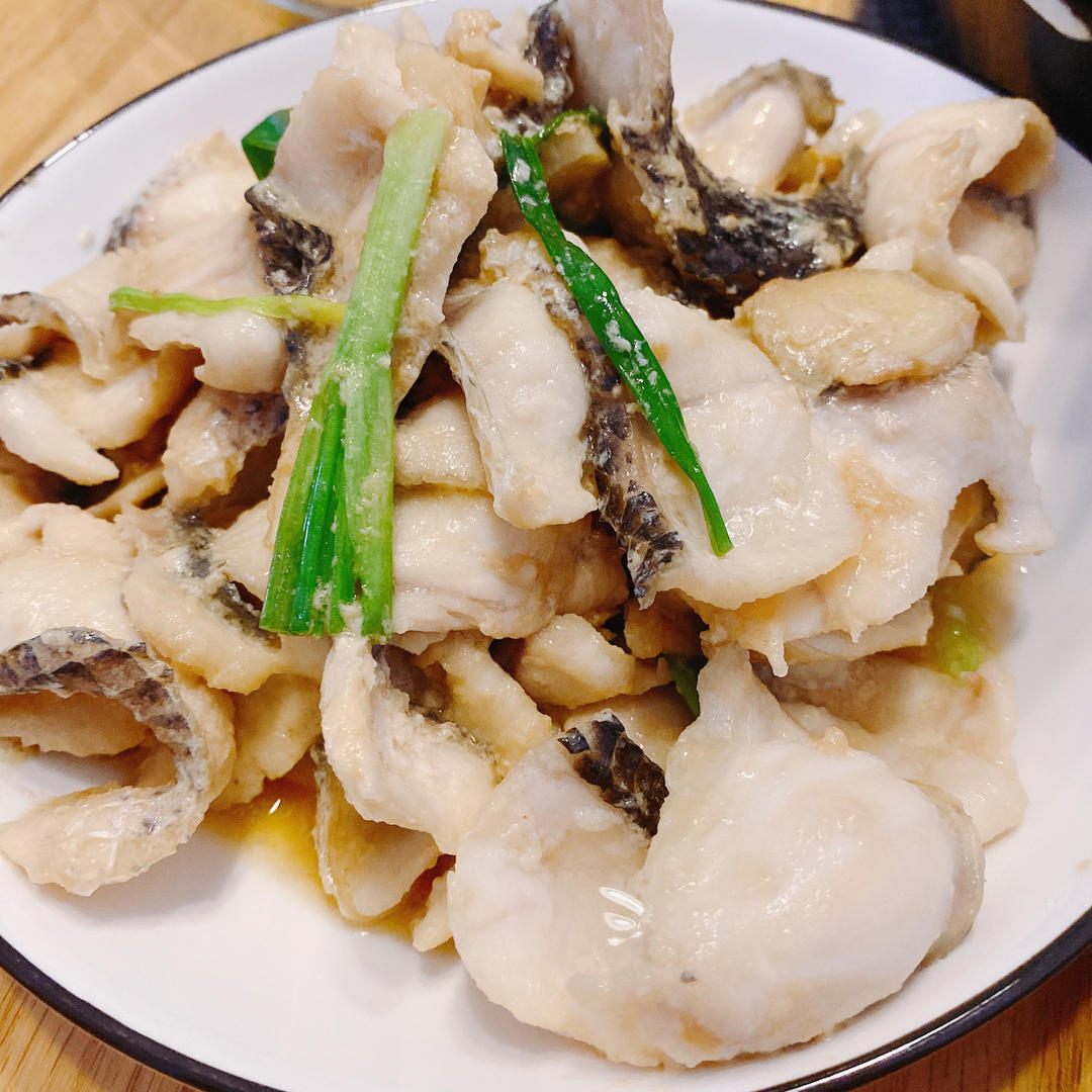 姜葱炒黑鱼片