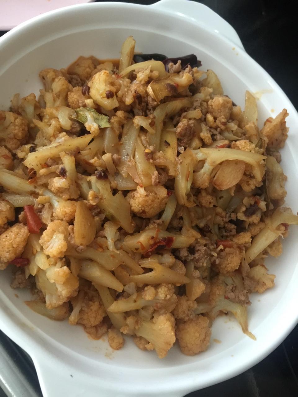 很“浪费”米饭的家常菜之一-------干锅菜花