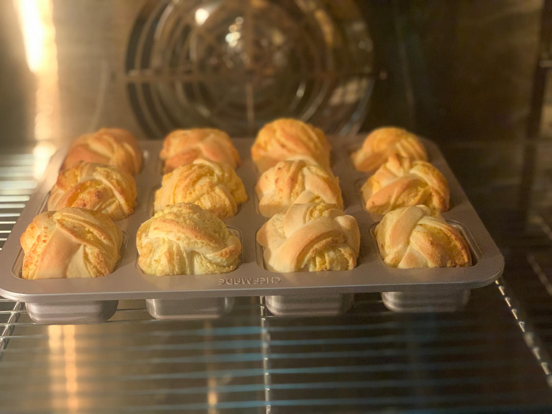 咸蛋黄奶酥mini小吐司