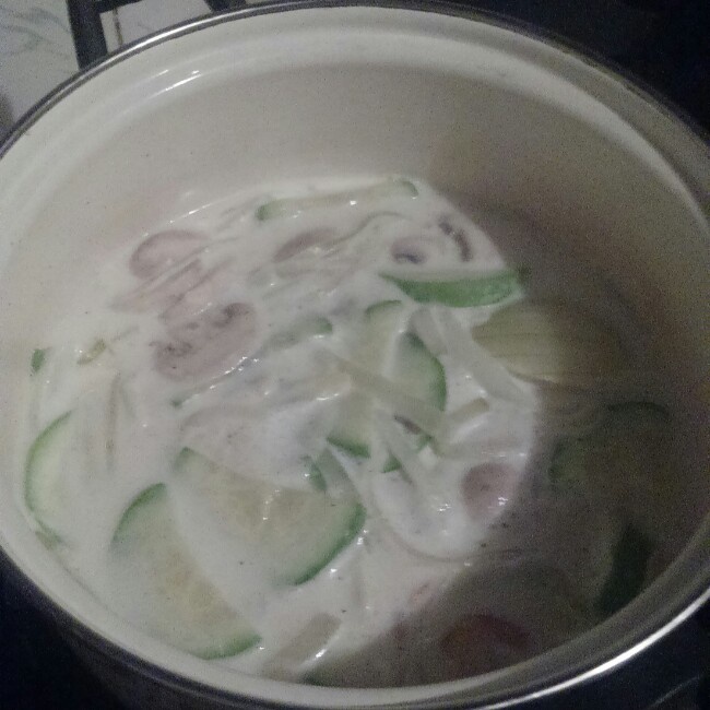 北海道牛奶锅（奶素） 附Joanna海鲜奶油锅