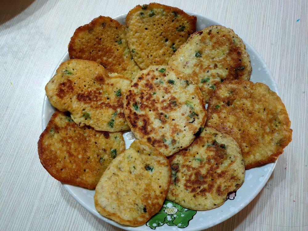 人见人爱好吃香喷喷的豆渣饼🤭🤭🤭