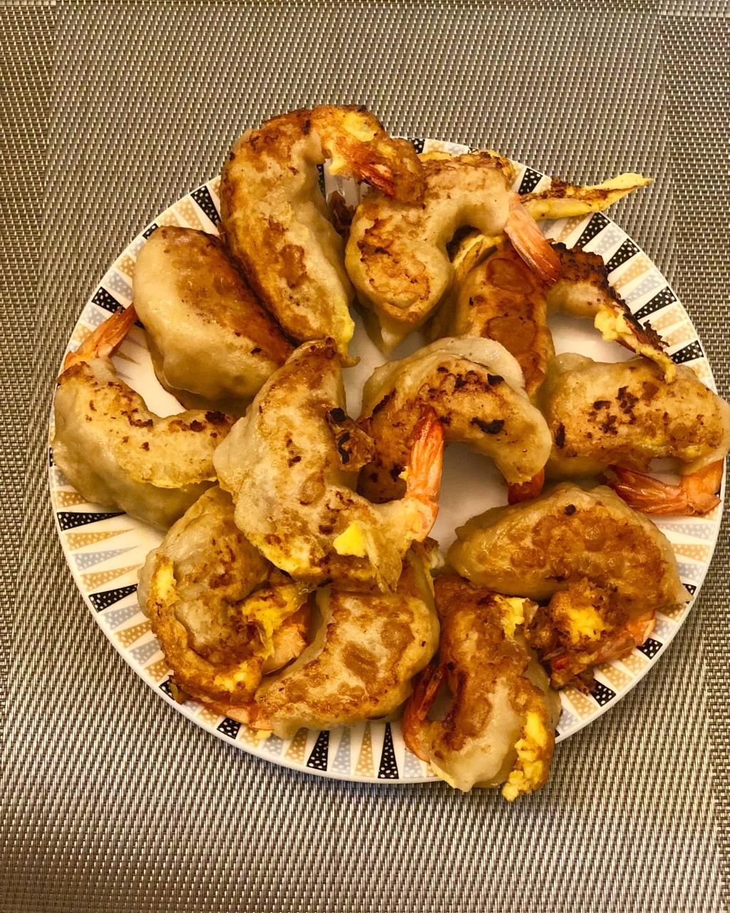 深蓝的眷恋做的生煎虾饺