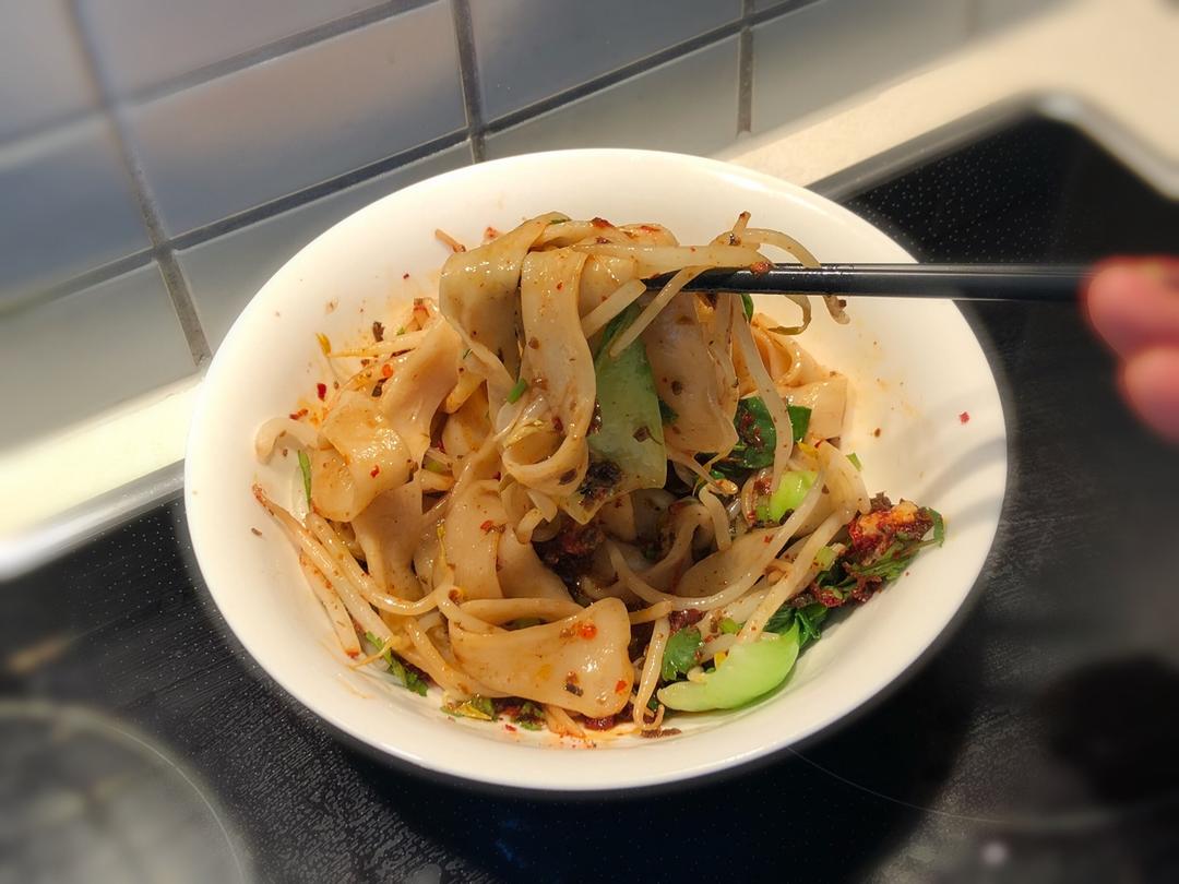 油泼面 100%好评率