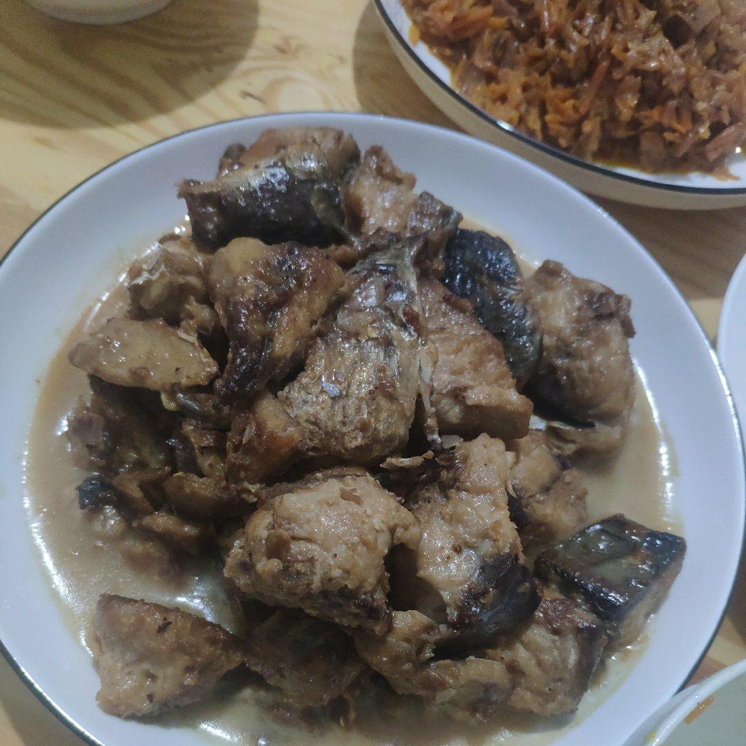 简单的制作闷草鱼