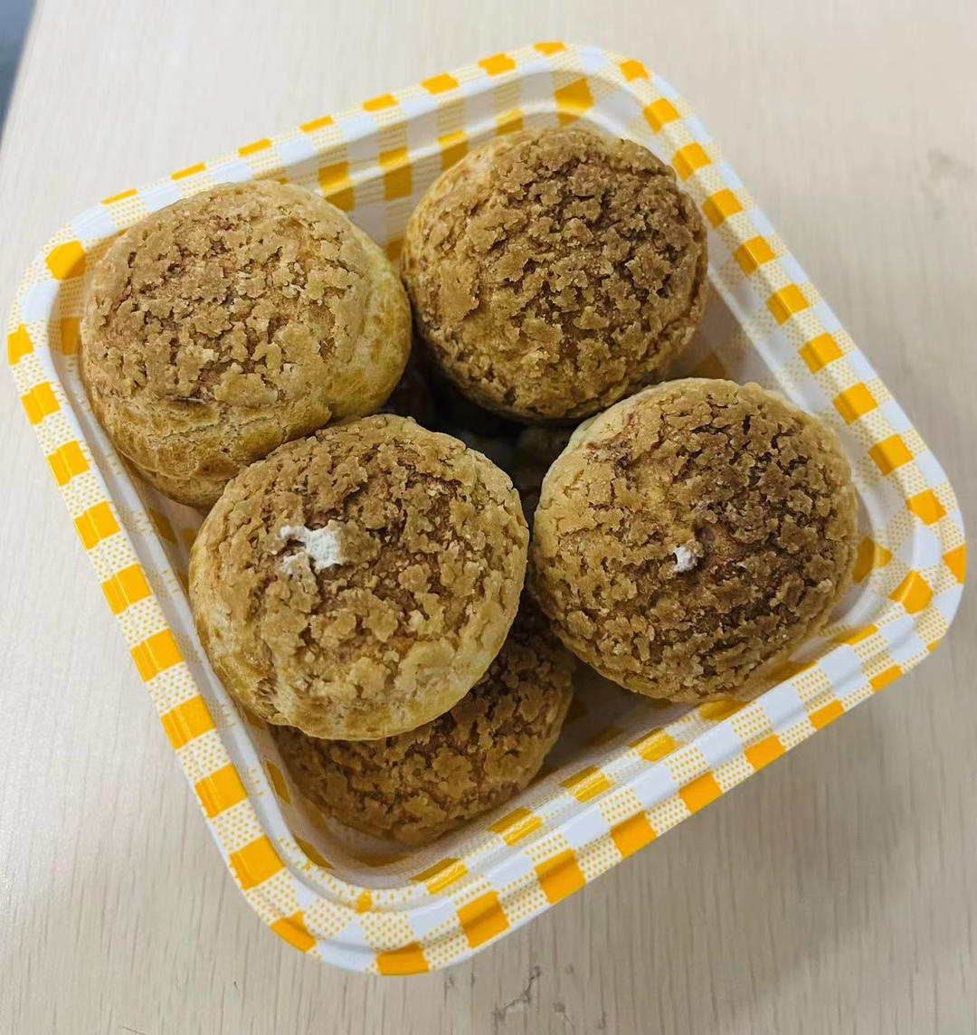 十分美味的酥皮泡芙