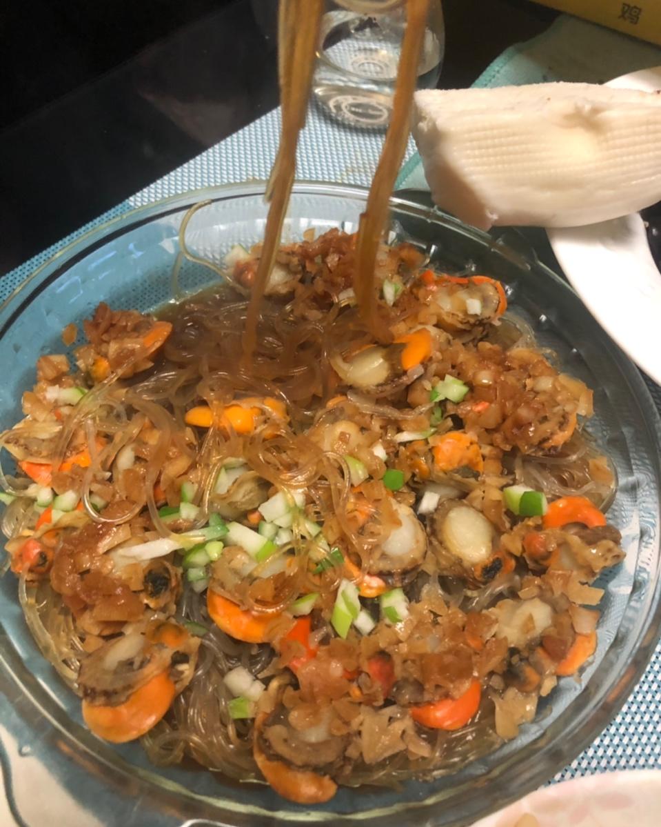 蒜蓉扇贝肉蒸粉丝