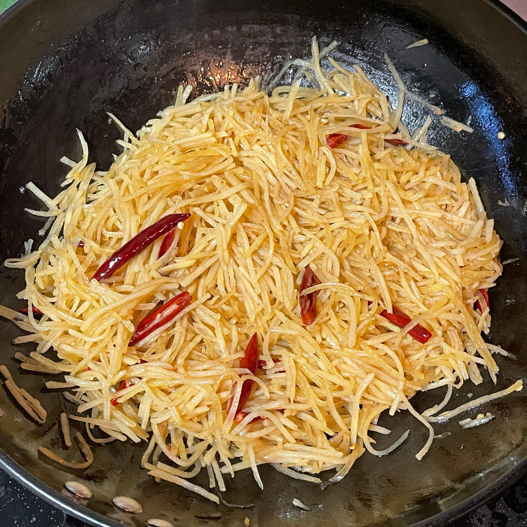 酸辣土豆丝的家常做法 超级下饭