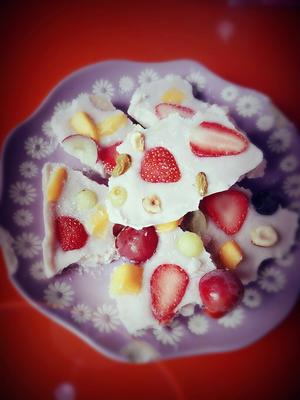 奢华的美味――酸奶水果薄脆的做法 步骤5