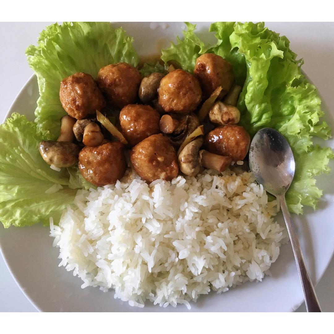 红烧肉圆