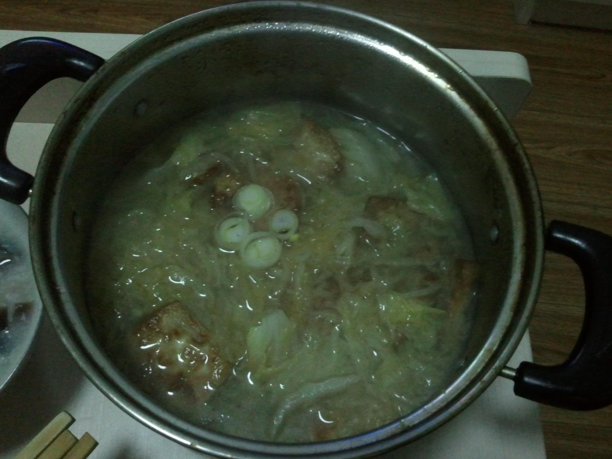 酸菜煎豆腐汤的做法