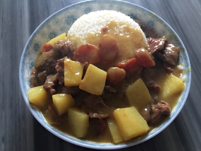 牛肉咖喱饭