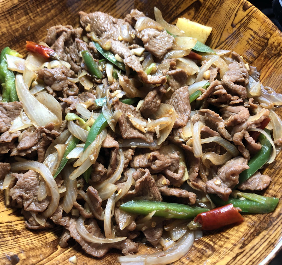 【小高姐】青椒牛肉 如何炒出嫩滑的牛肉
