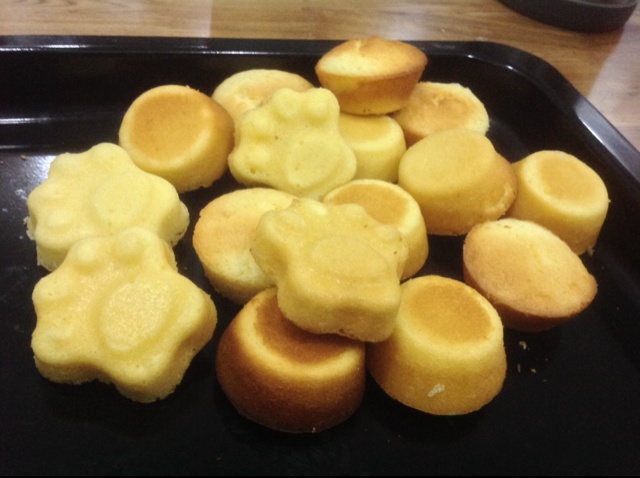 奶香迷你蛋糕仔