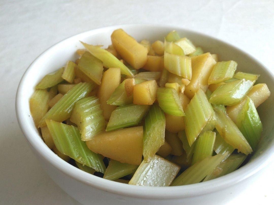 西芹土豆条