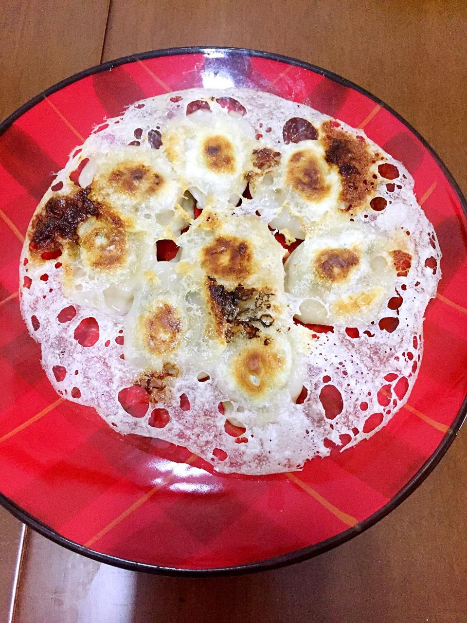 周大火火火做的冰花煎饺