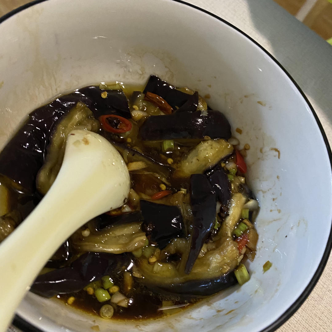 凉拌茄子这样做，堪称米饭杀手