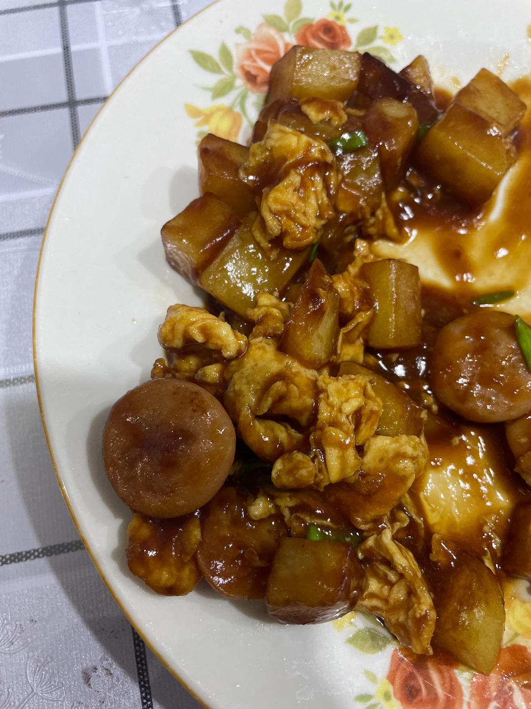 ✅挑战365天晚餐不重样第76天:烤肠鸡蛋土豆烩饭‼️