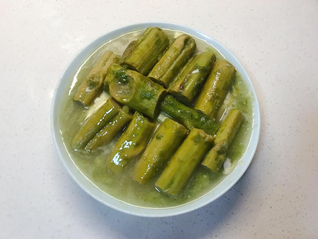 苋菜梗蒸豆腐 by wqy的做法