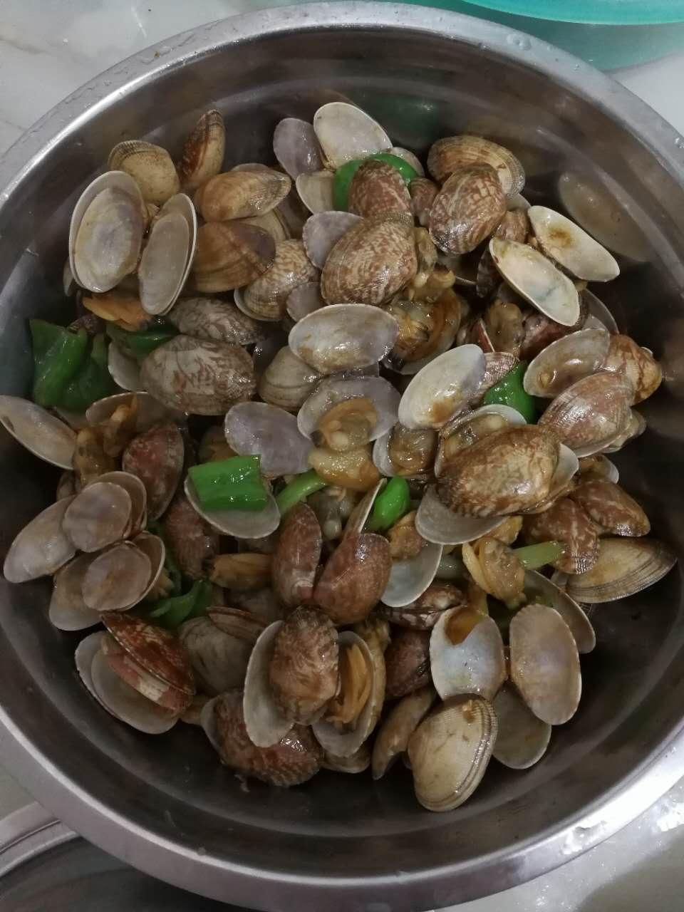 蒜香炒花甲