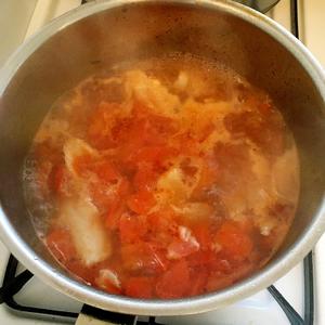 西红柿肉片汤的做法 步骤7