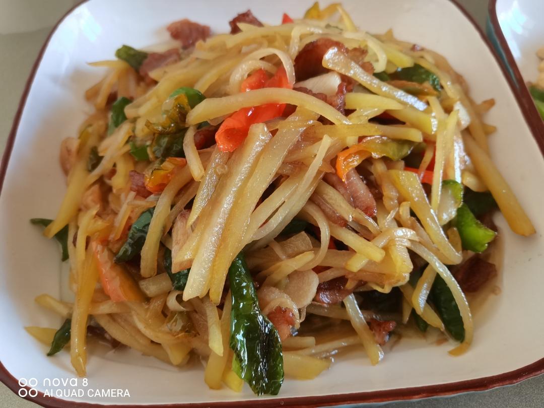 土豆丝炒肉肉