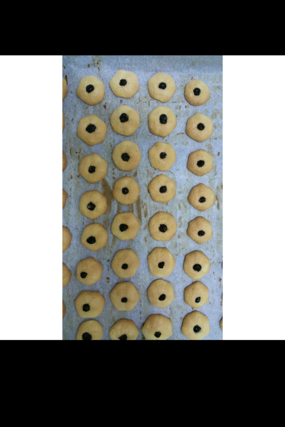 简便的鸡蛋饼干，特别适合小孩子吃