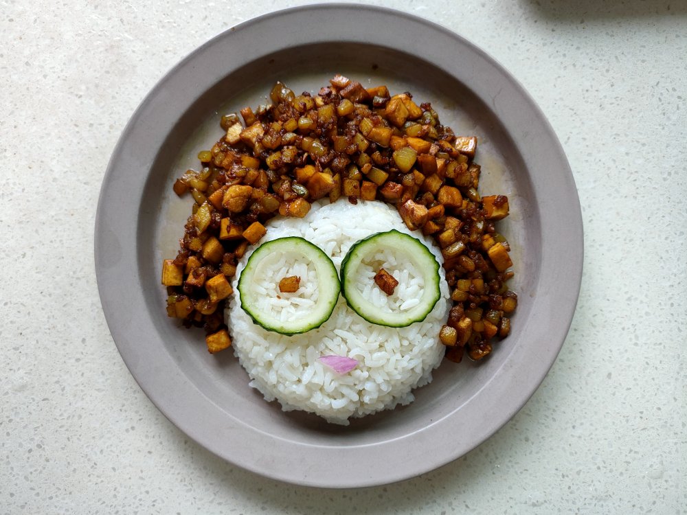 三丁烩肥牛饭，可爱儿童餐