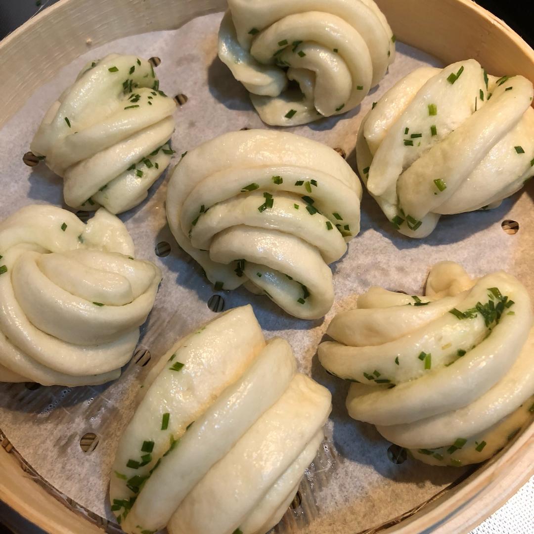 葱油花卷 Steamed Roll