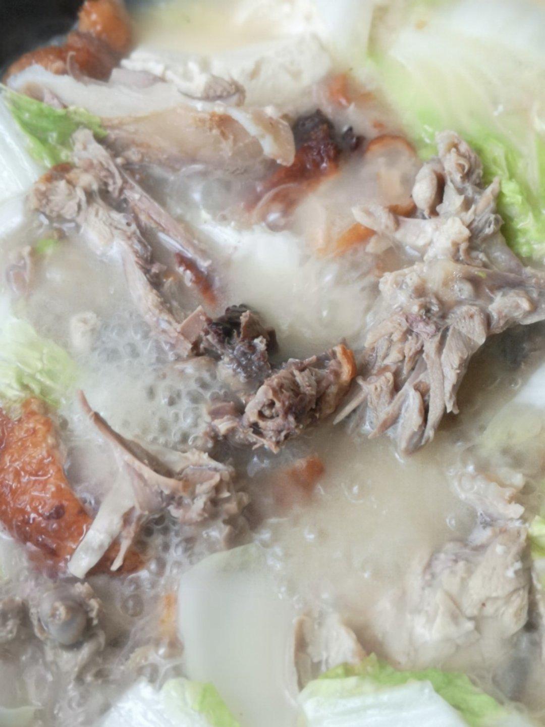 鸭架子白菜豆腐汤