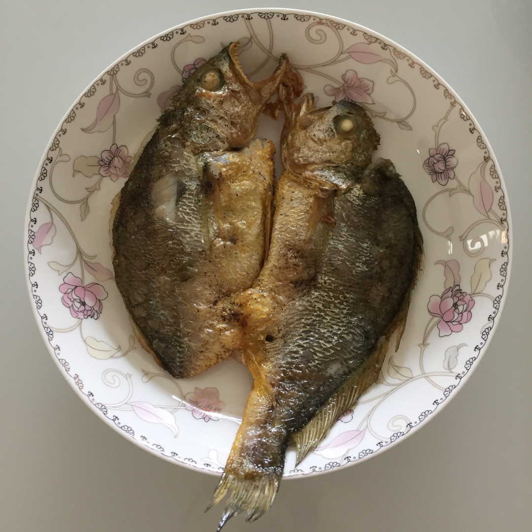 香煎黄鱼