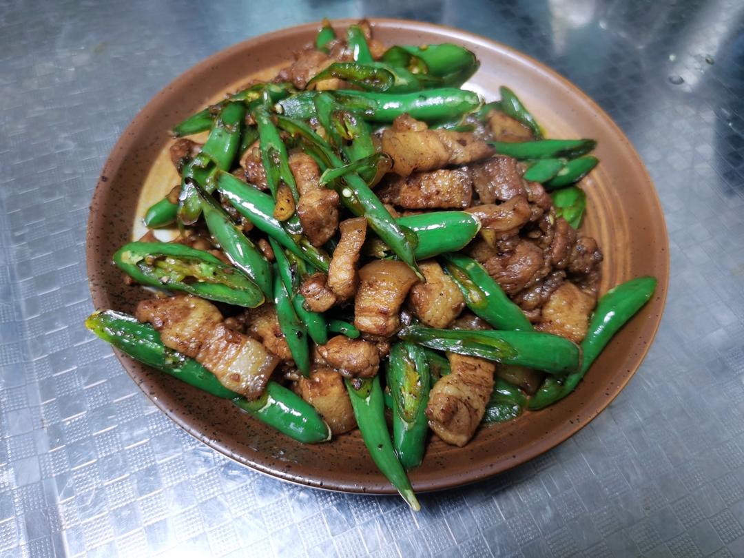 农家小炒肉【记忆中勾魂的油汤】
