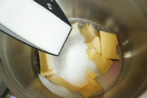 广式月饼：奶黄椰蓉馅～的做法 步骤2