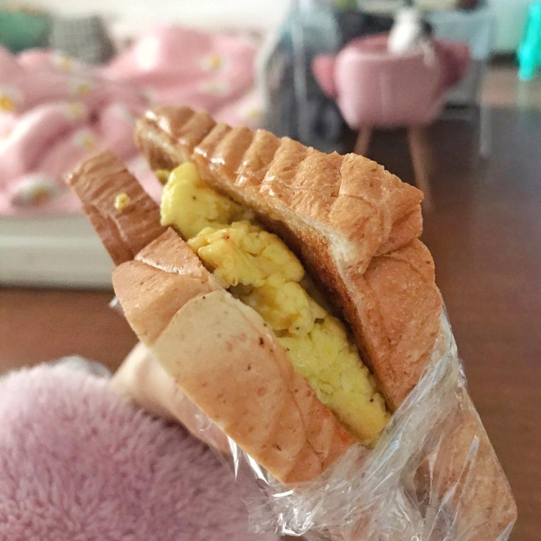 网红EGG DROP芝士厚蛋烧三明治 🥪『平底锅美食』