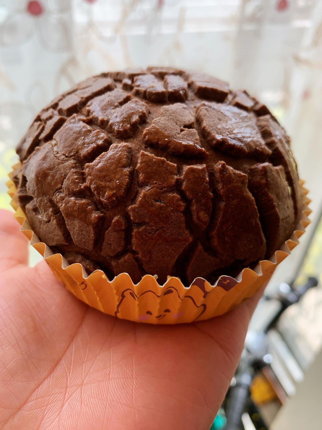 好吃到炸裂的港式菠萝包（附带制作酥皮的小视频）