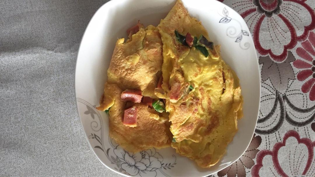 火腿肠葱花鸡蛋饼