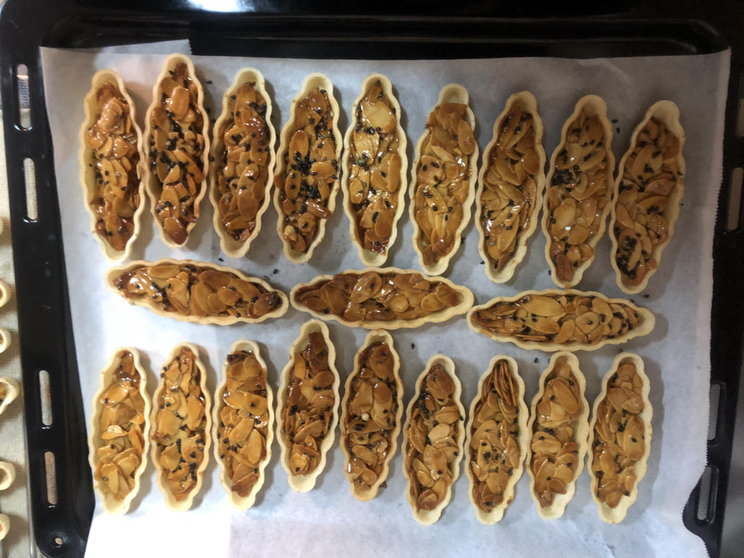 好吃到转圈圈的网红爆款焦糖糯米船