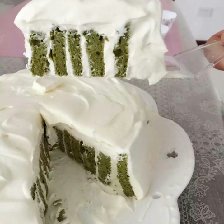 抹茶戚风蛋糕卷