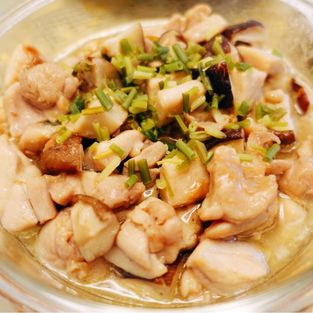 玺瓜麻麻做的香菇蒸滑鸡