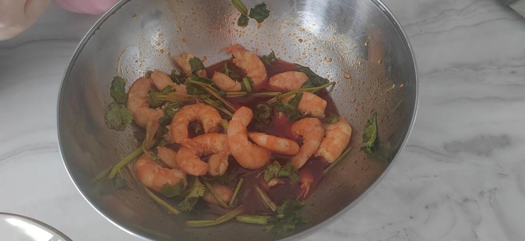 捞汁香菜虾