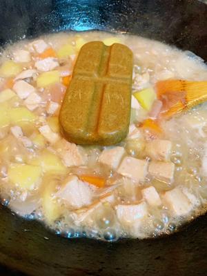咖喱土豆鸡块-做饭小白必备的做法 步骤7