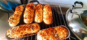 海苔肉松芝士面包，懒人一次发酵肉松面包的做法 步骤13