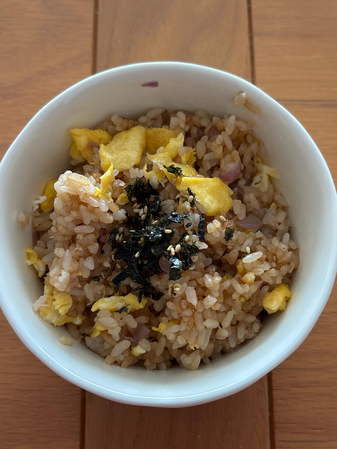 金枪鱼洋葱炒饭