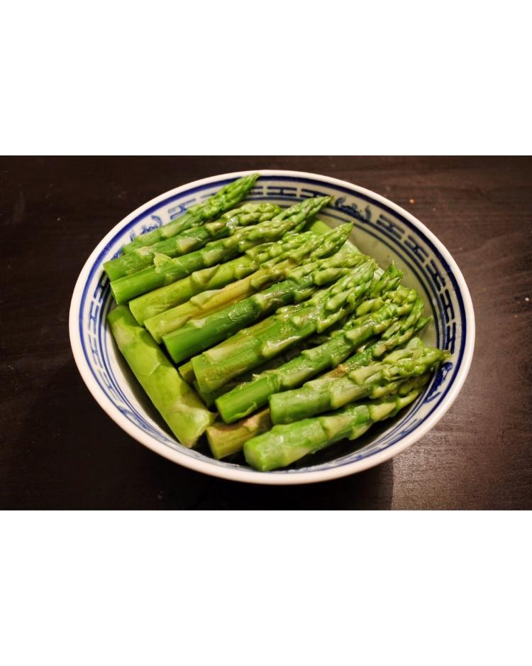 白灼芦笋