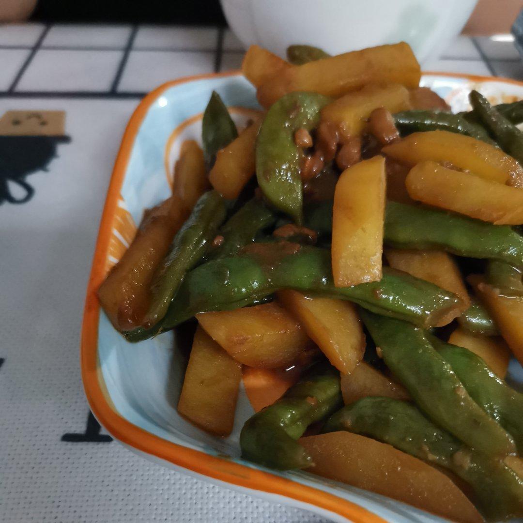 土豆炖豆角