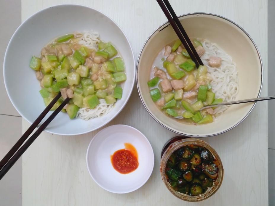 西葫芦肉丁面